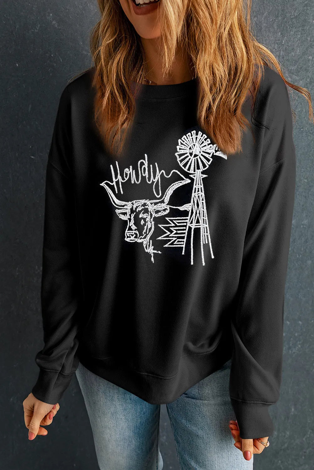 Graphic Round Neck Long Sleeve Sweatshirt