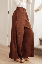 Load image into Gallery viewer, Harmony High Rise Wide Leg Pants in Brown
