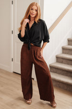 Load image into Gallery viewer, Harmony High Rise Wide Leg Pants in Brown
